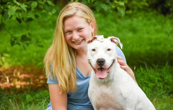 Leanne Nieforth researcher with dog