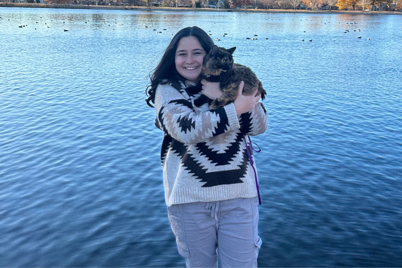 Sarah Szuchman with cat