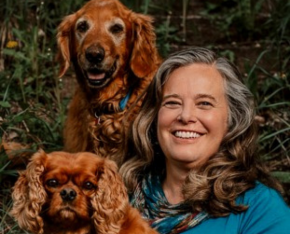 Jen VonLintel with therapy dogs